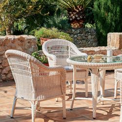 Wicker Table/Glass Top