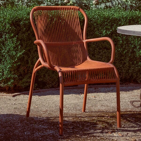 Vincent Sheppard Loop Stackable, aluminum dining chair. Outdoor.
